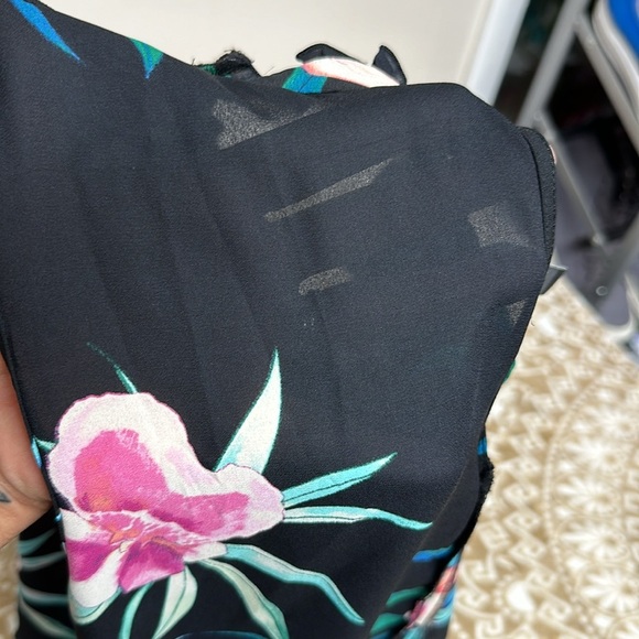 Worthington Semi Sheer Sleeveless Blouse Sz S - Picture 9 of 9